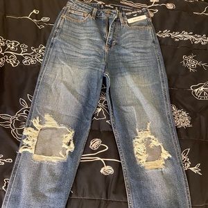 Hollister Ripped Mom Jeans